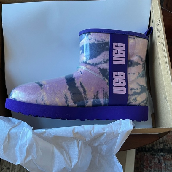 UGG CLASSIC CLEAR MINI WATERPROOF WEATHERPROOF PINK & PURPLE MARBLE BOOTS - Picture 12 of 16